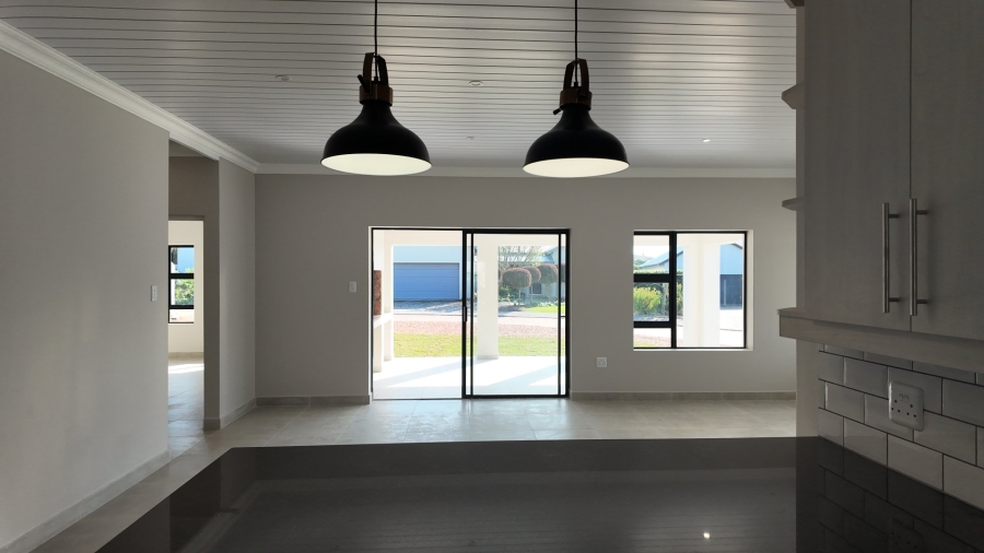 3 Bedroom Property for Sale in Stilbaai Wes Western Cape